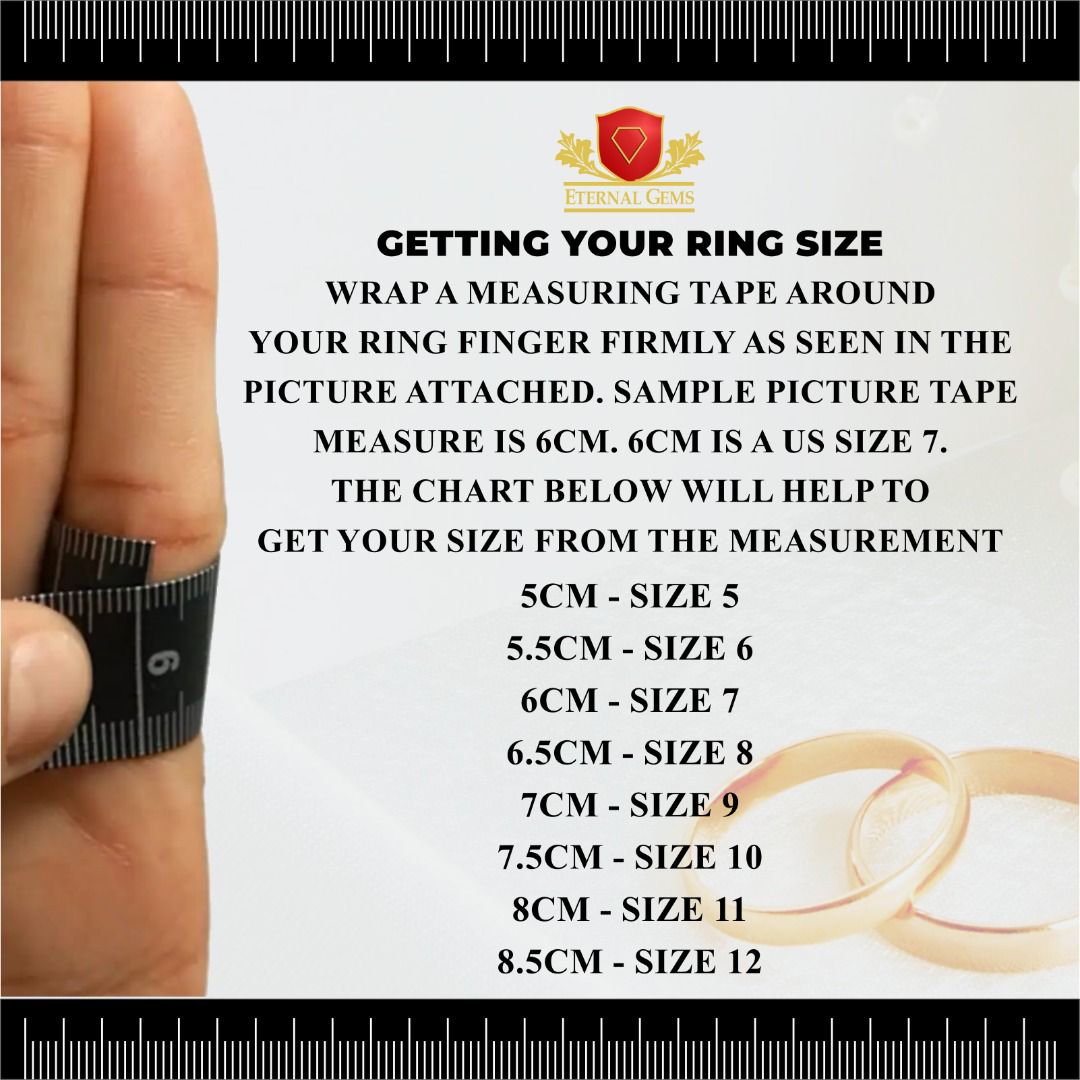This 18 karat Gold Engagement Ring