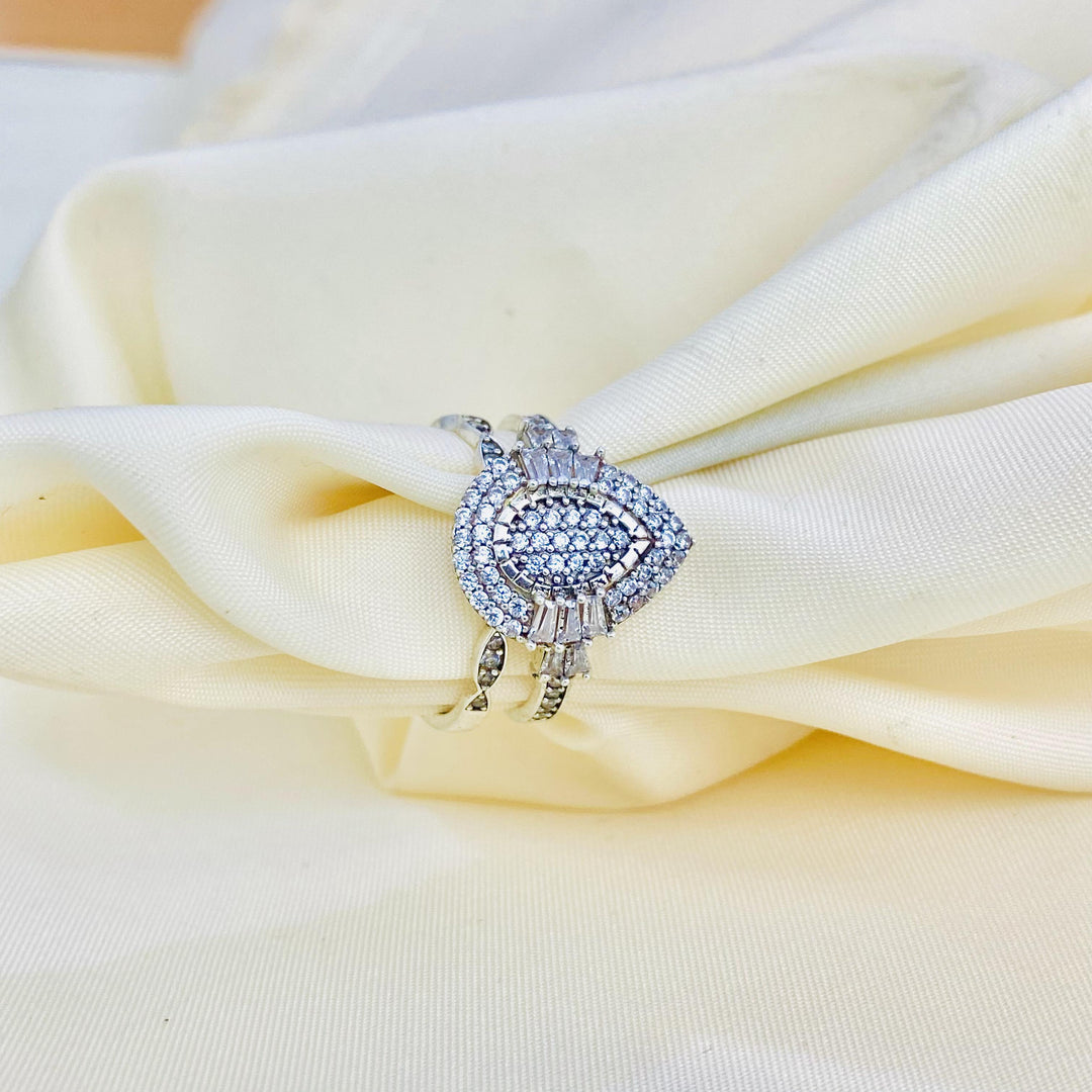 This Beautiful Silver Bridal set is the perfect set.