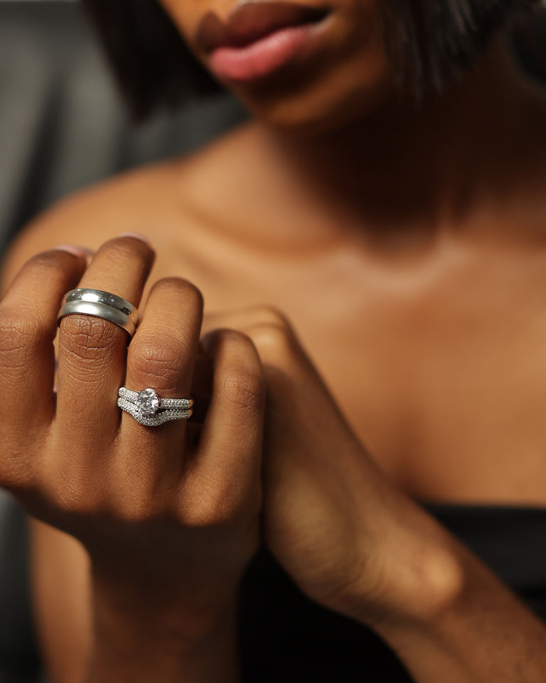Beautiful Silver Wedding Set is the perfect set